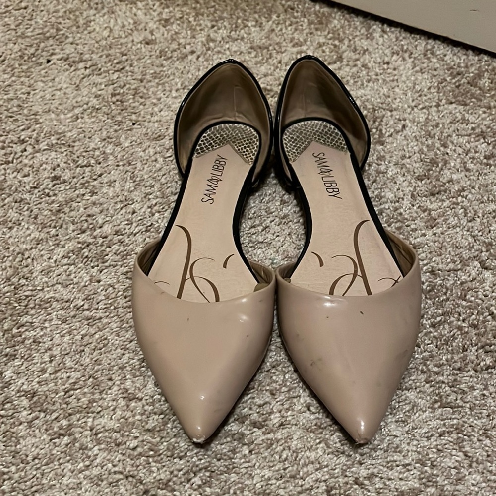 Cute flats!